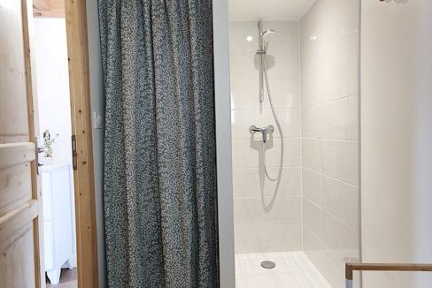7.salledebains2