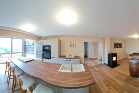 vue_panoramique_ilot-jeux-salon